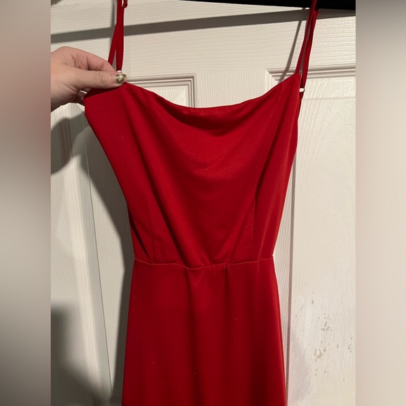 simple red mini dress - Picture 5 of 6